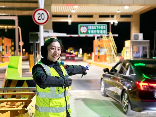 1739841224324303.jpg 03.jpg