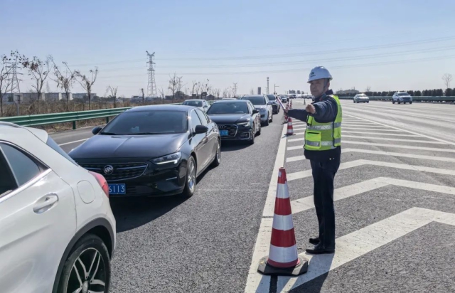 1739841499717545.jpg 01.jpg